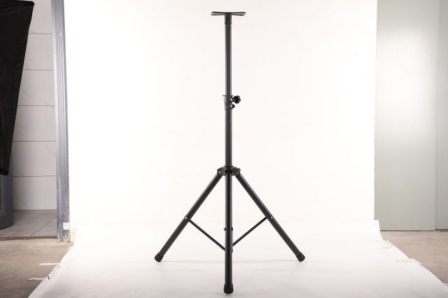 All Iron Retractable Speaker Stand 1300-2100mm Height Adjustable 80kg Load Black Surround Speaker Projector Bracket 502-4