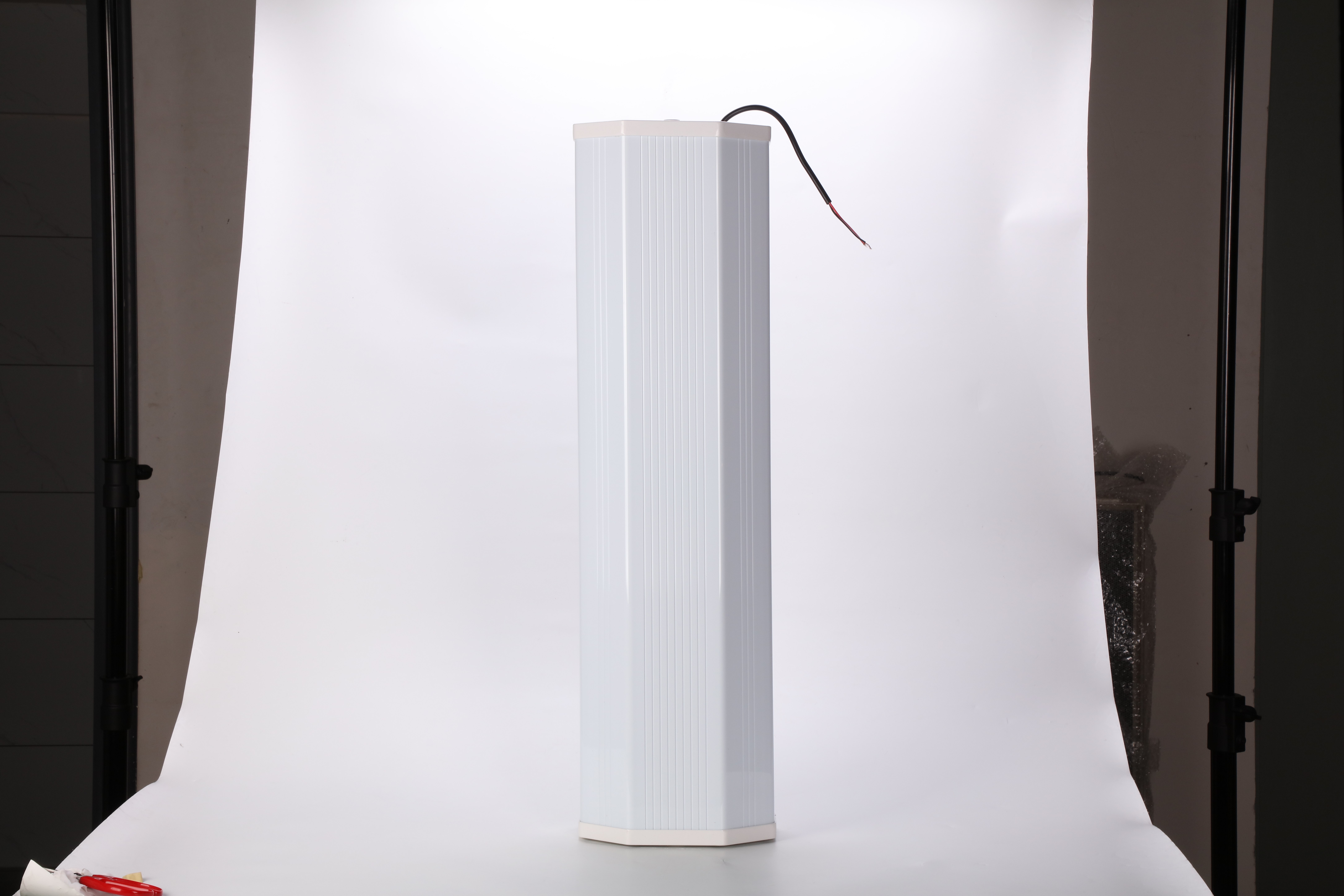 New Design 5100A 6.5" 100-200W Active Column Speaker Public Address Outdoor PA Sound System